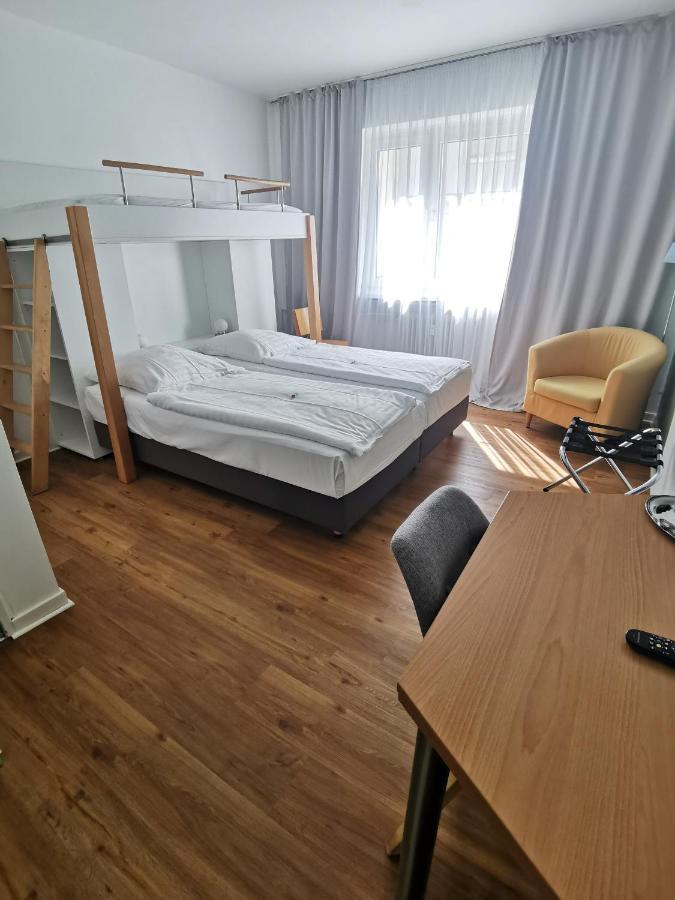 Max Hotel Duesseldorf Self-Check-In Eksteriør bilde