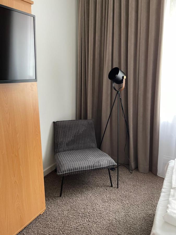Max Hotel Duesseldorf Self-Check-In Eksteriør bilde