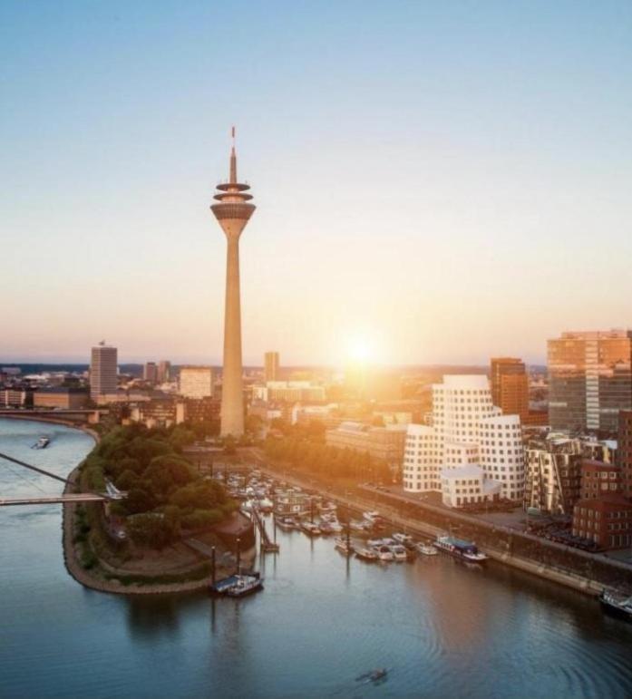 Max Hotel Duesseldorf Self-Check-In Eksteriør bilde