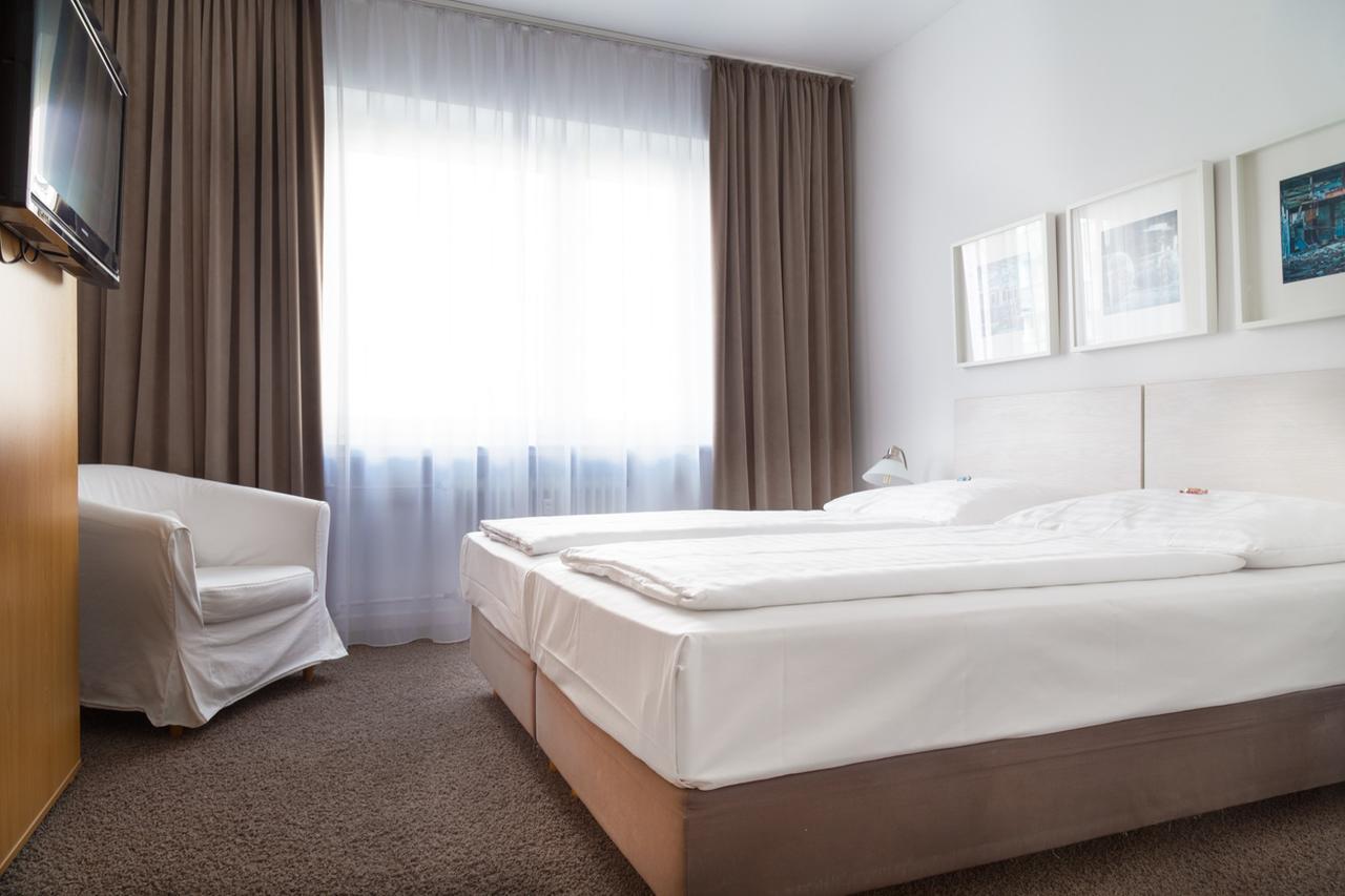 Max Hotel Duesseldorf Self-Check-In Eksteriør bilde